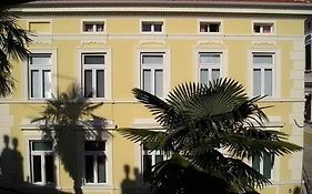Apartment Damir